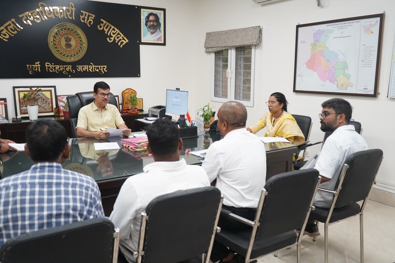 जन शिकायत निवारण दिवस में उपायुक्त ने सुनीं लोगों की समस्याएं, अधिकारियों को त्वरित कार्रवाई के निर्देश